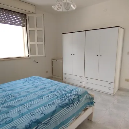 Apartment Appartamento Lido Marini *