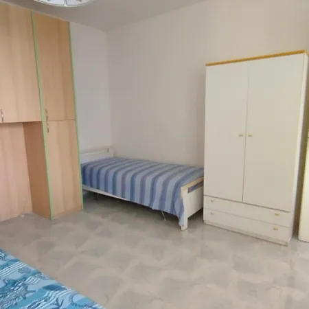 Apartment Appartamento Lido Marini *